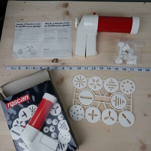 Roscan Biscuit / Cookie Press Maker New In Box
